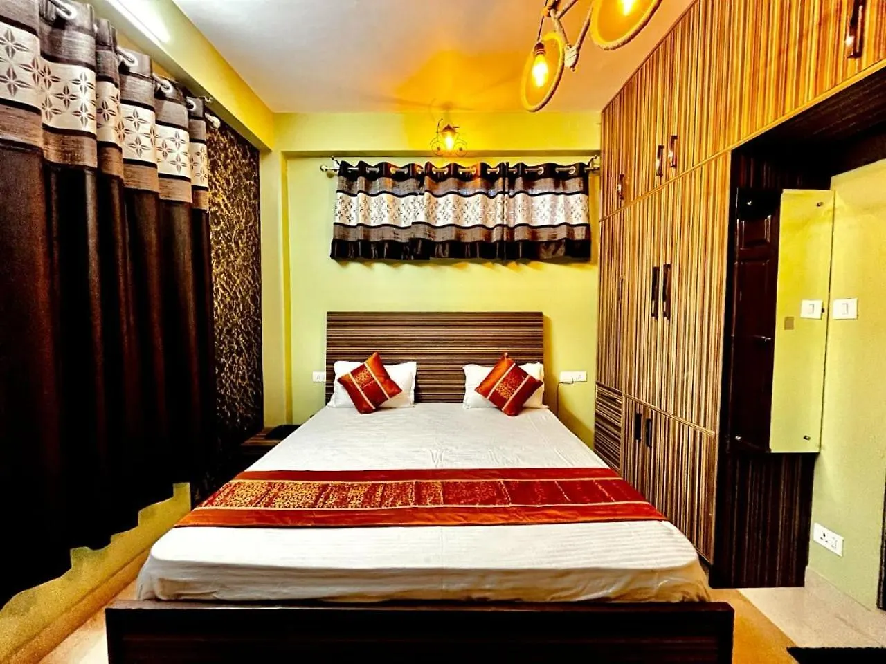 Shimla Mountain View Property Nirvana Rooms 0*,
