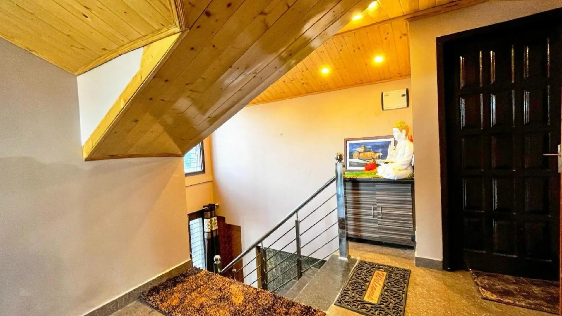 Shimla Mountain View Property Nirvana Rooms 0*,